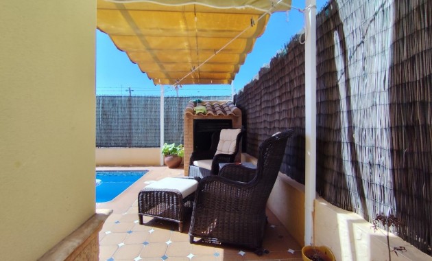 Herverkoop - Villa -
Torrevieja - Aguas nuevas 2