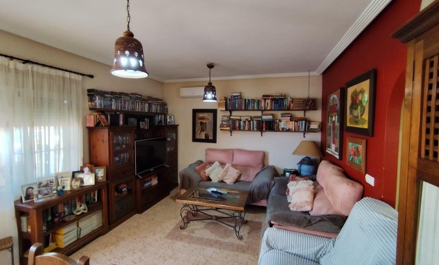 Herverkoop - Villa -
Torrevieja - Aguas nuevas 2