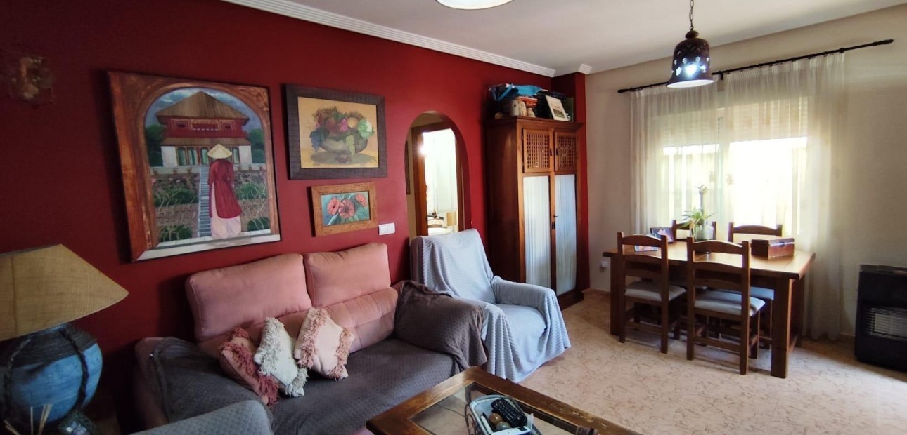 Herverkoop - Villa -
Torrevieja - Aguas nuevas 2