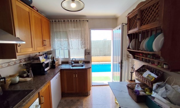 Herverkoop - Villa -
Torrevieja - Aguas nuevas 2
