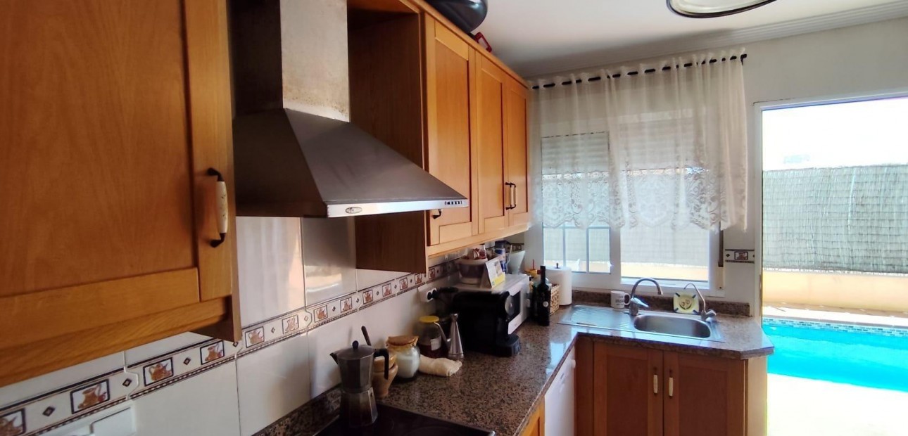 Herverkoop - Villa -
Torrevieja - Aguas nuevas 2