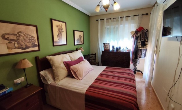 Herverkoop - Villa -
Torrevieja - Aguas nuevas 2
