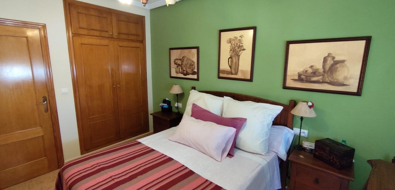 Herverkoop - Villa -
Torrevieja - Aguas nuevas 2