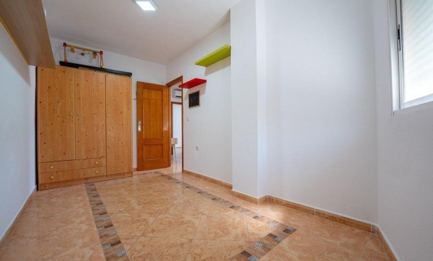 Venta - Apartamento / piso -
Torrevieja - Aguas Nuevas