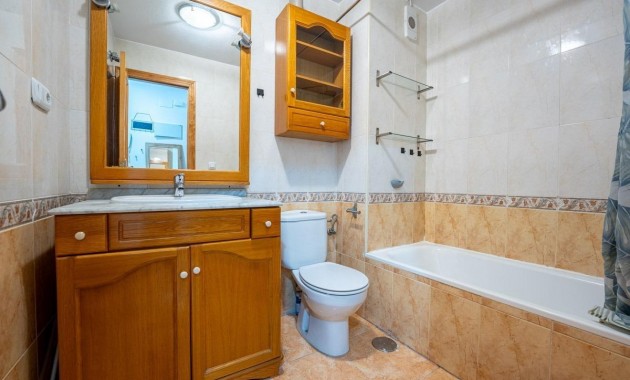 Venta - Apartamento / piso -
Torrevieja - Aguas Nuevas