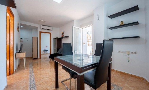 Venta - Apartamento / piso -
Torrevieja - Aguas Nuevas
