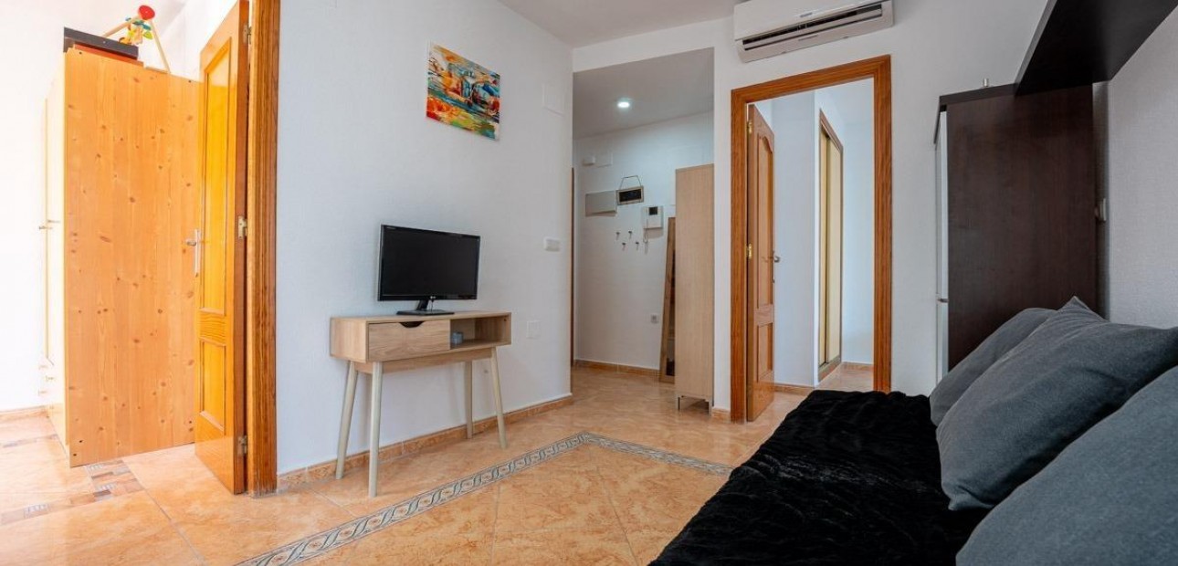 Venta - Apartamento / piso -
Torrevieja - Aguas Nuevas