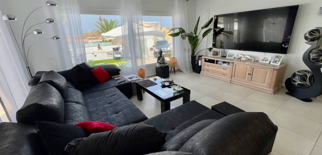 Venta - Villa -
Ciudad Quesada