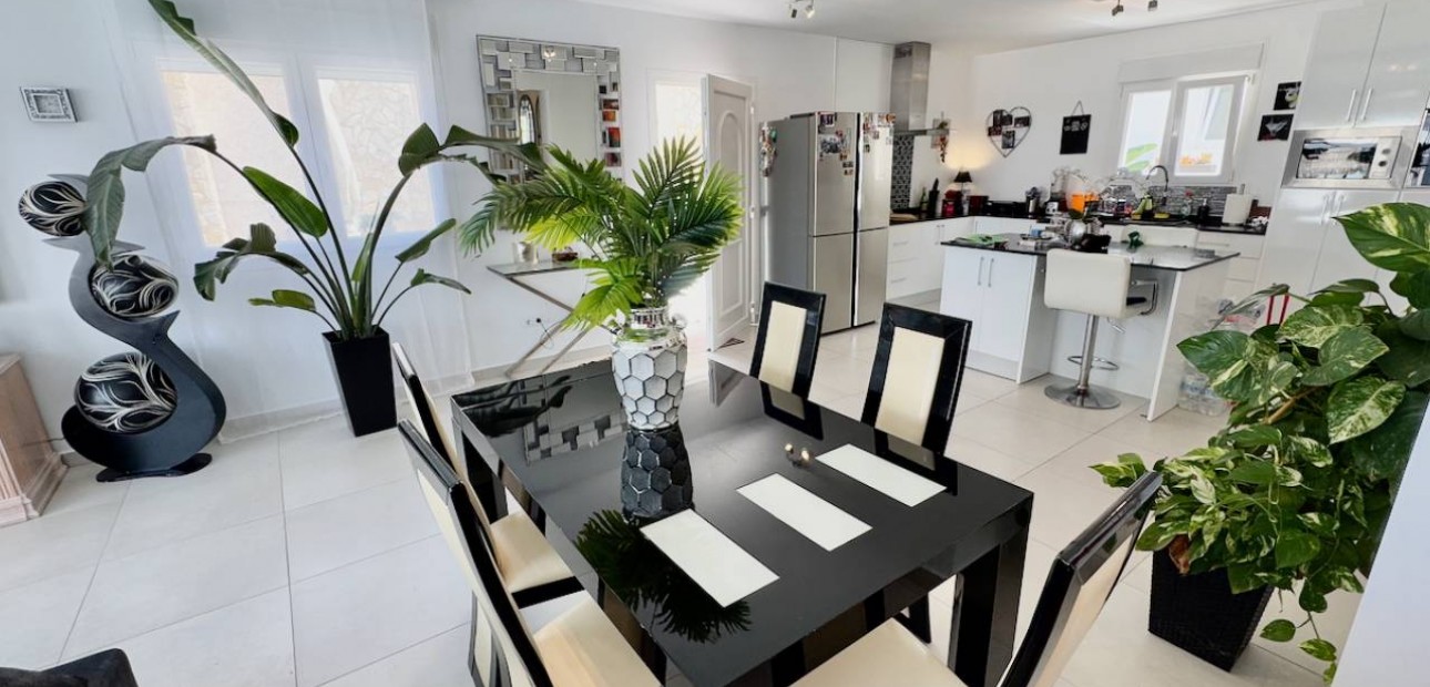 Venta - Villa -
Ciudad Quesada
