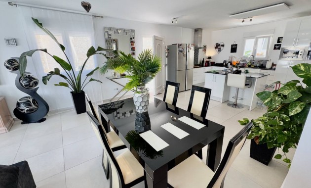 Venta - Villa -
Ciudad Quesada