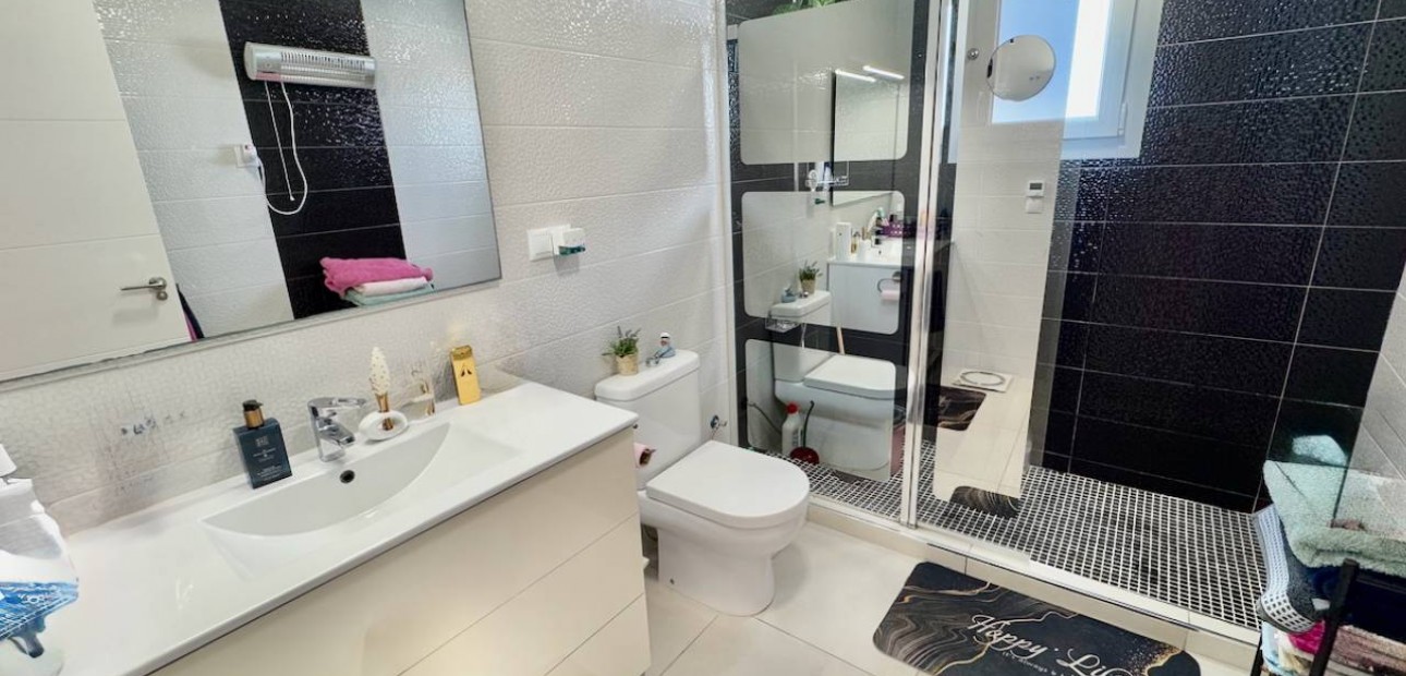 Venta - Villa -
Ciudad Quesada