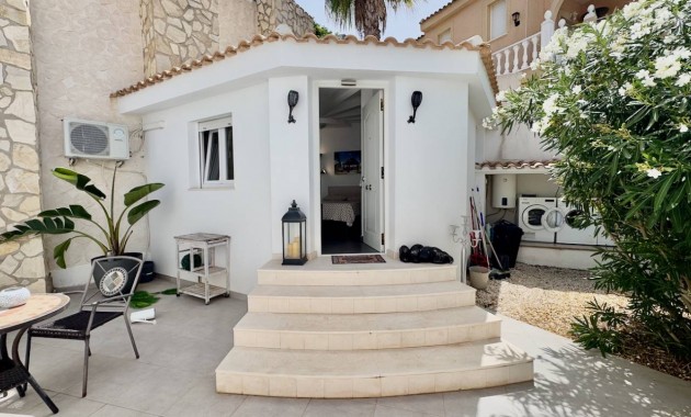 Venta - Villa -
Ciudad Quesada