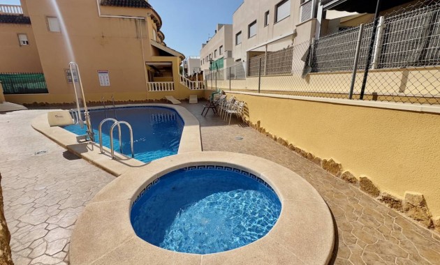 Sale - Townhouse -
Guardamar del Segura