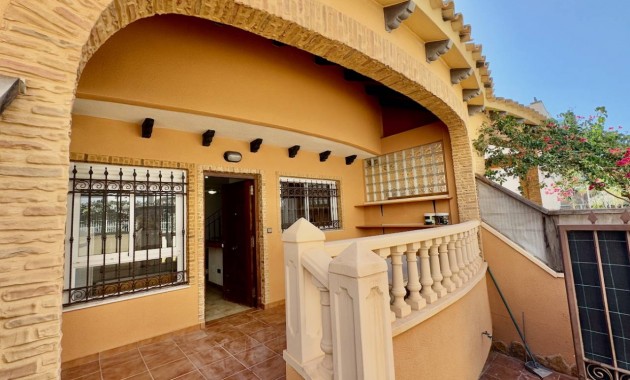 Sale - Townhouse -
Guardamar del Segura