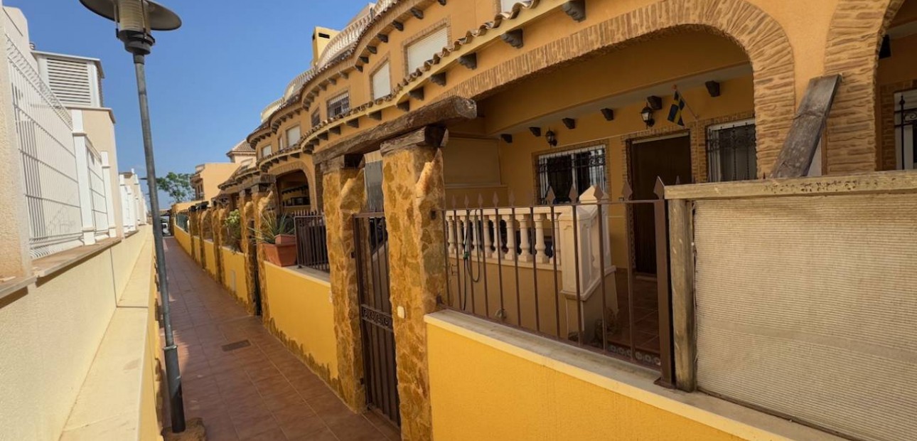 Sale - Townhouse -
Guardamar del Segura