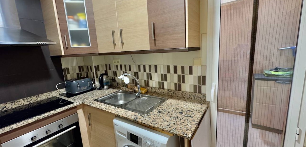 Venta - Apartamento / piso -
Formentera del Segura