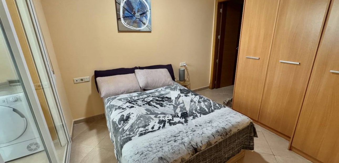 Venta - Apartamento / piso -
Formentera del Segura