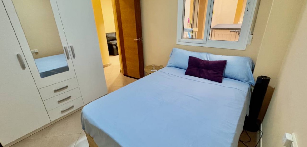 Venta - Apartamento / piso -
Formentera del Segura