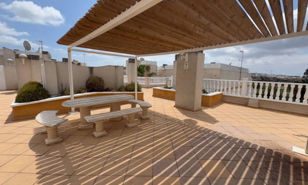Venta - Apartamento / piso -
Formentera del Segura