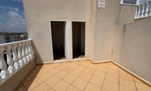 Venta - Apartamento / piso -
Formentera del Segura