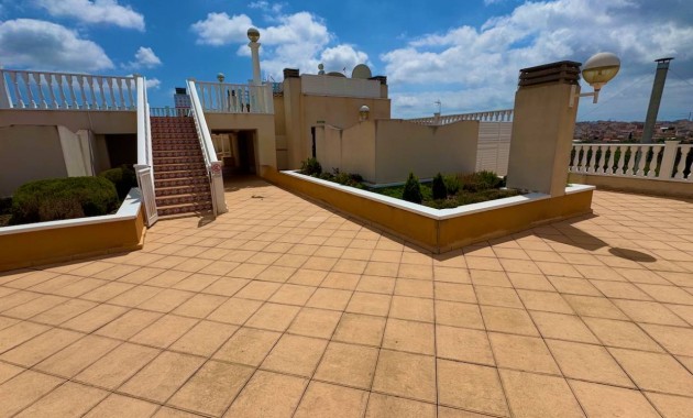 Venta - Apartamento / piso -
Formentera del Segura