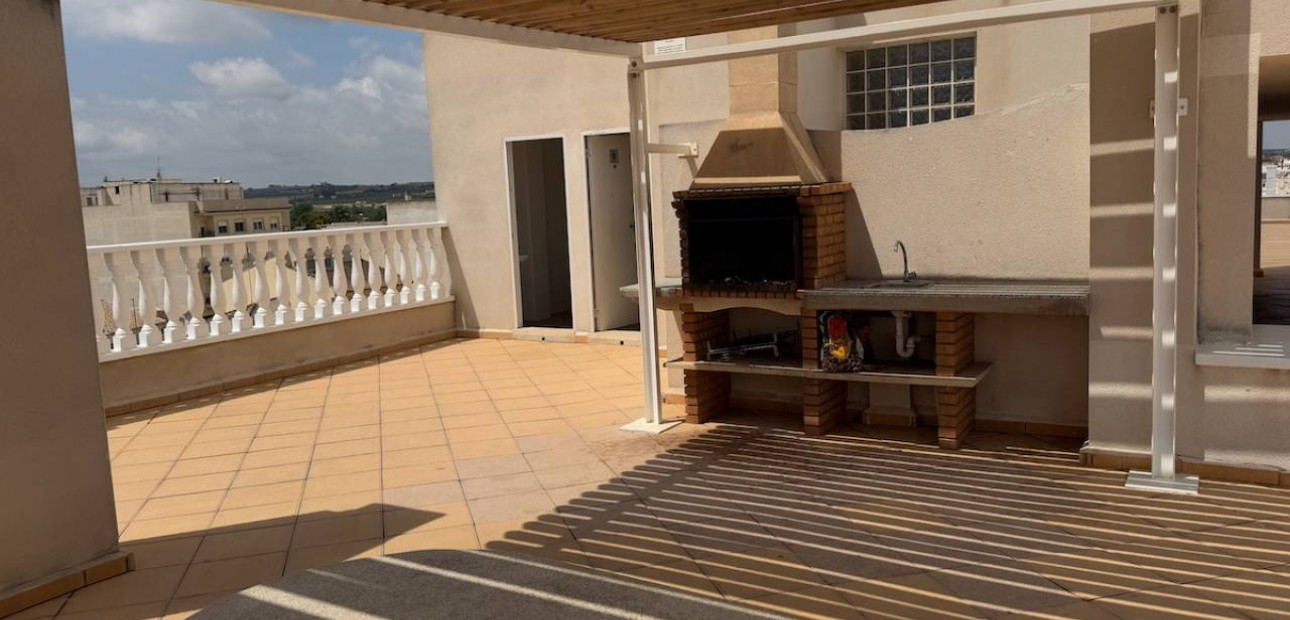 Venta - Apartamento / piso -
Formentera del Segura