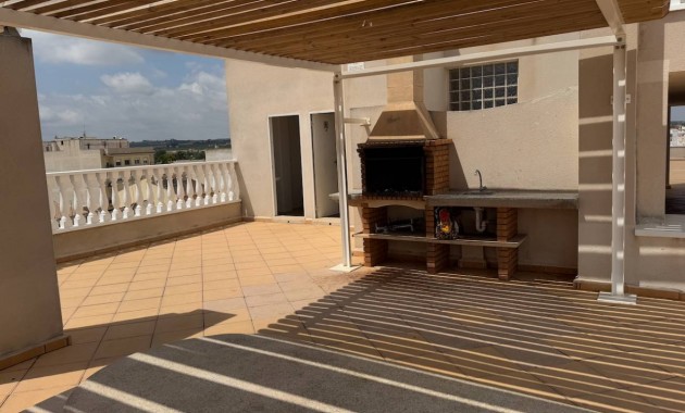 Venta - Apartamento / piso -
Formentera del Segura