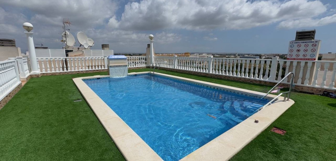 Venta - Apartamento / piso -
Formentera del Segura