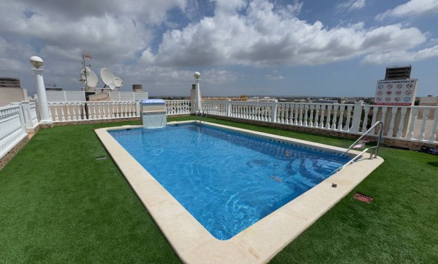 Venta - Apartamento / piso -
Formentera del Segura