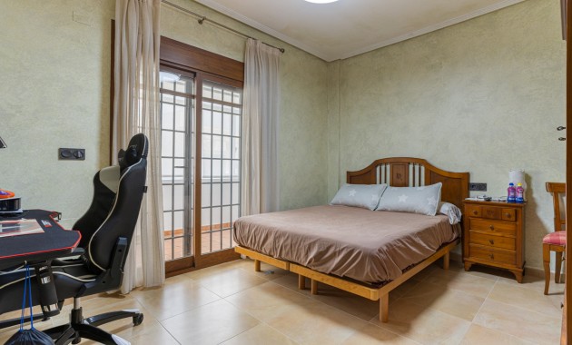 Herverkoop - Detached Villa -
Los Montesinos - La herrada
