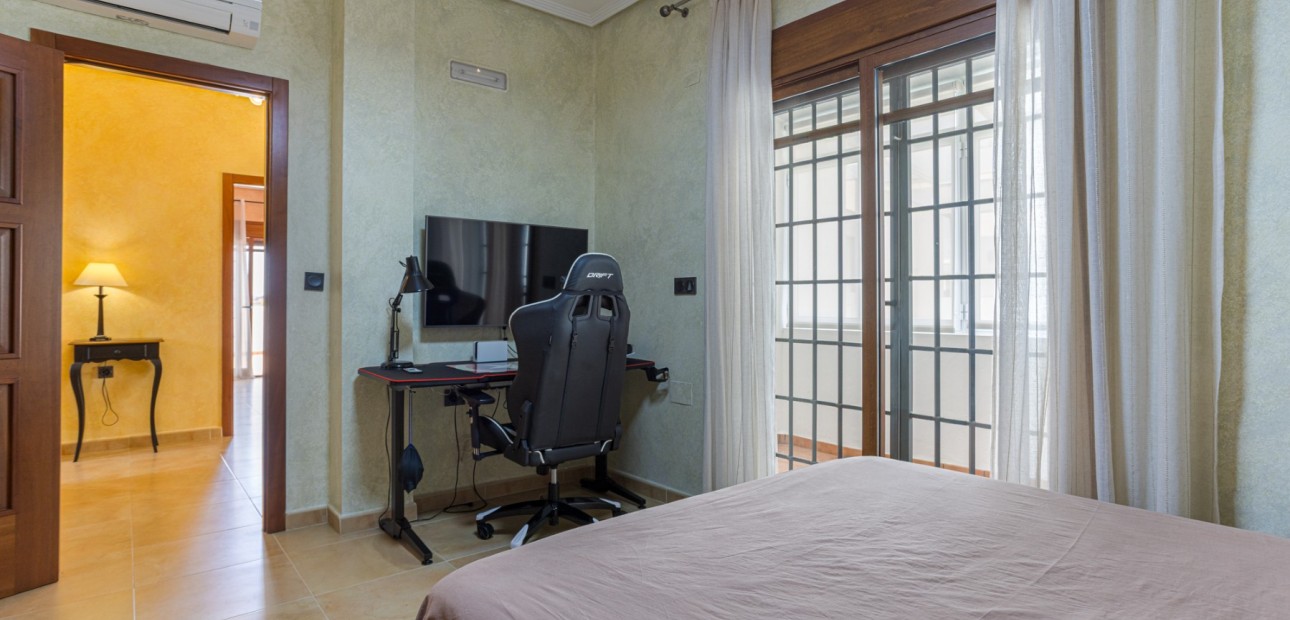 Herverkoop - Detached Villa -
Los Montesinos - La herrada