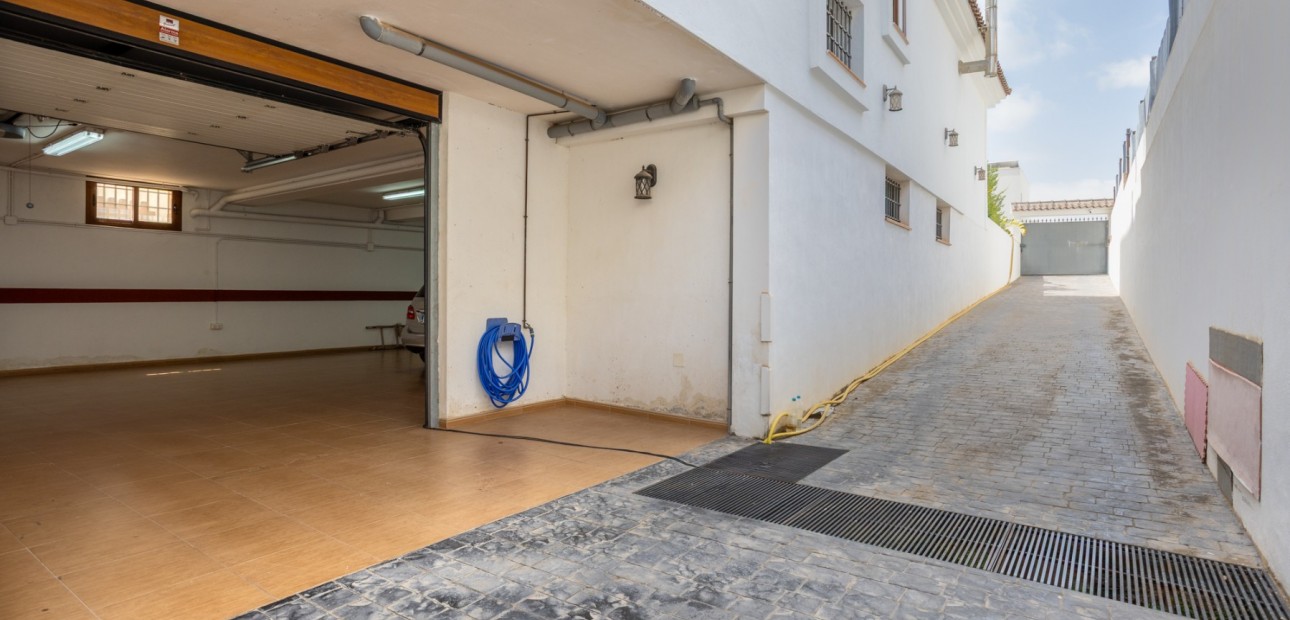 Herverkoop - Detached Villa -
Los Montesinos - La herrada