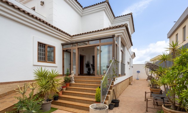 Herverkoop - Detached Villa -
Los Montesinos - La herrada