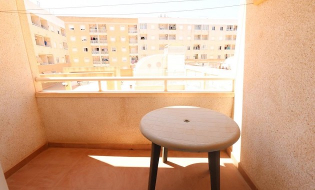 Herverkoop - Appartement / flat -
Torrevieja - Playa de los locos