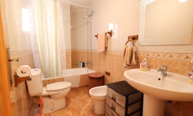Herverkoop - Appartement / flat -
Torrevieja - Playa de los locos
