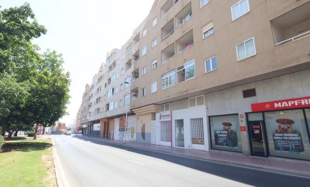 Herverkoop - Appartement / flat -
Torrevieja - Playa de los locos
