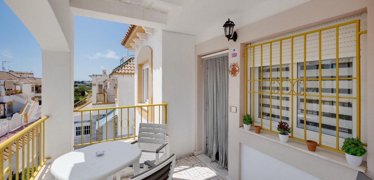 Herverkoop - Bungalow -
Torrevieja - Centro