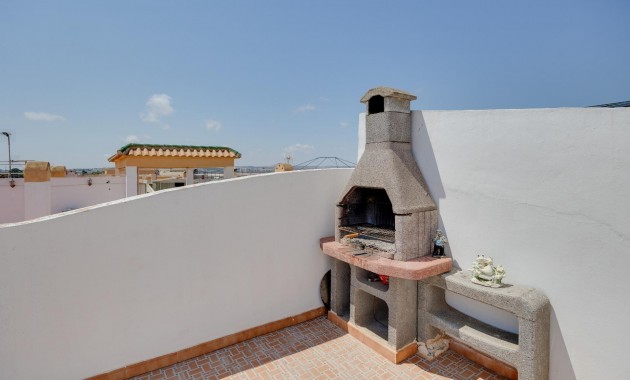Herverkoop - Bungalow -
Torrevieja - Centro