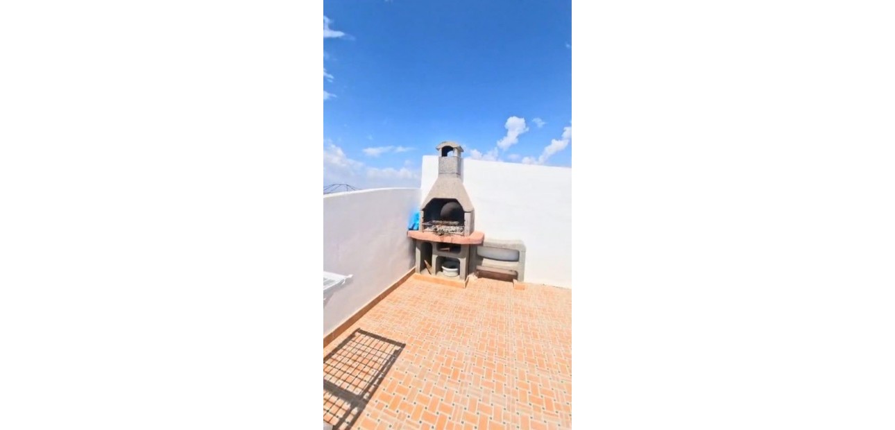 Herverkoop - Bungalow -
Torrevieja - Centro