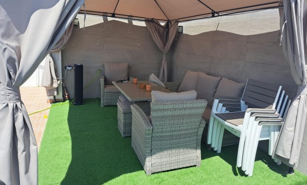 Herverkoop - Bungalow -
Torrevieja - Centro