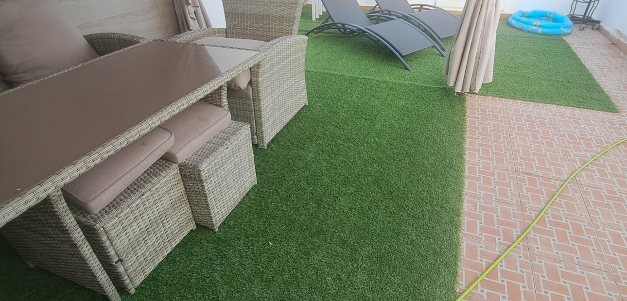 Herverkoop - Bungalow -
Torrevieja - Centro
