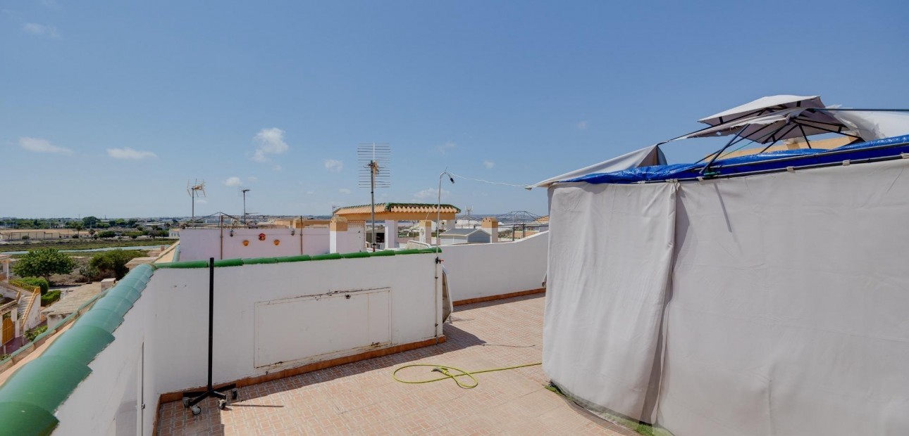 Herverkoop - Bungalow -
Torrevieja - Centro