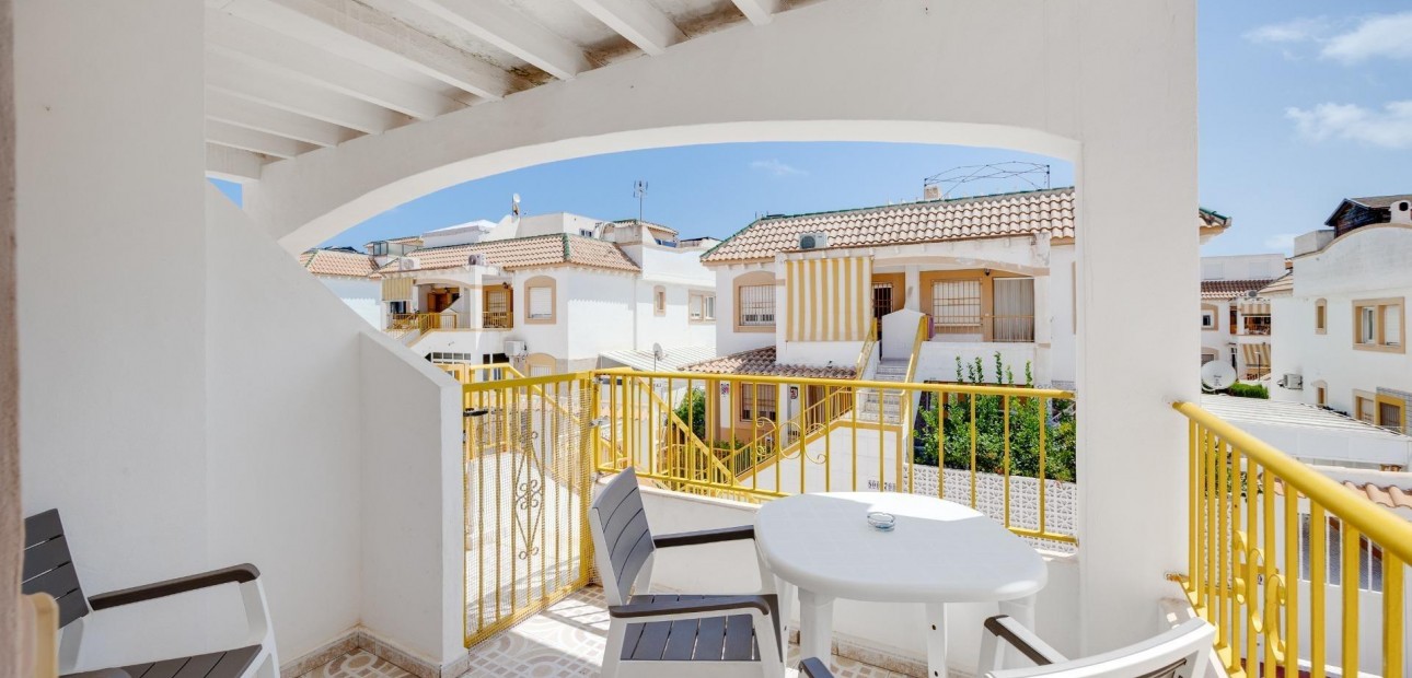 Herverkoop - Bungalow -
Torrevieja - Centro