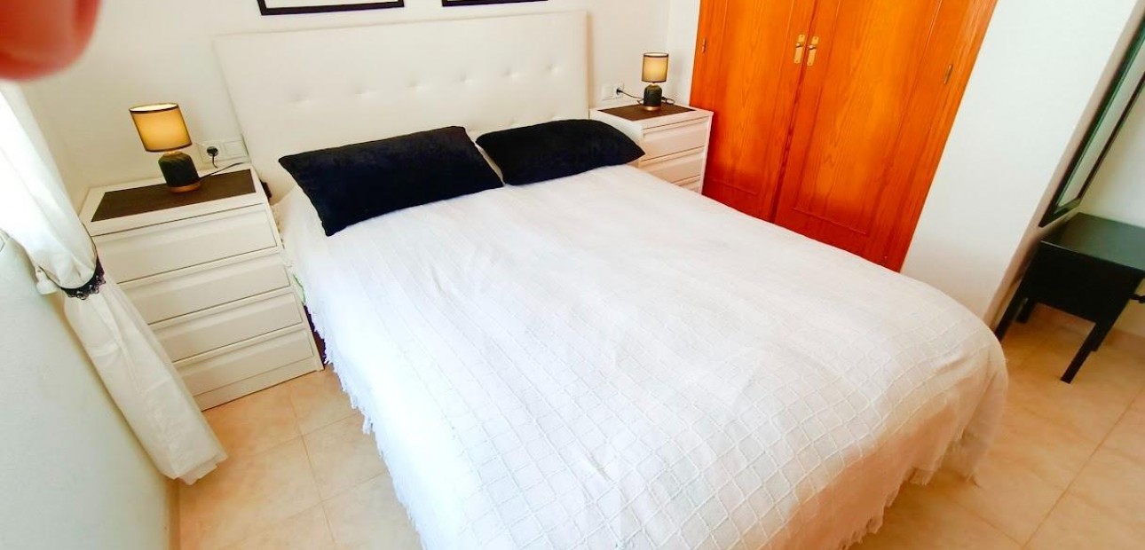 Herverkoop - Appartement / flat -
Orihuela - Zona Centro