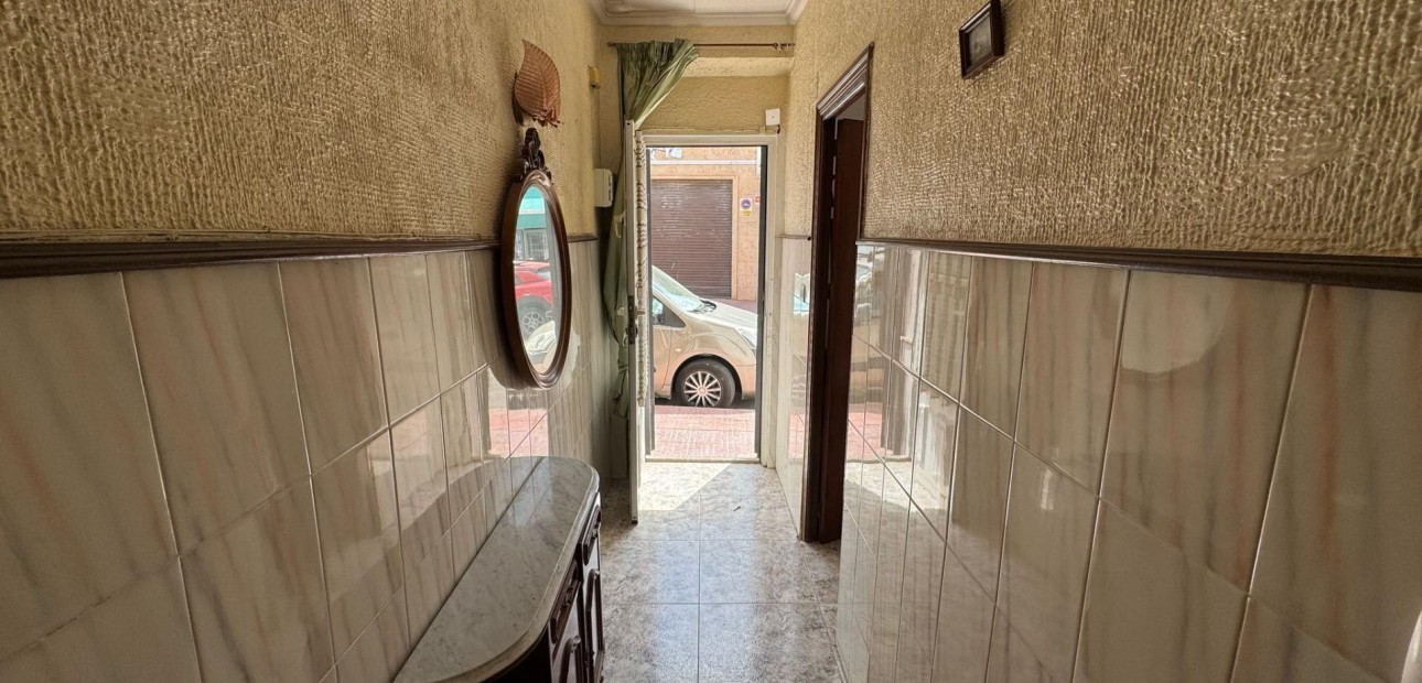 Venta - House -
Torrevieja - torrevieja