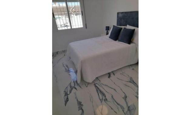 Herverkoop - Villa -
Torrevieja - La Siesta - El Salado - Torreta