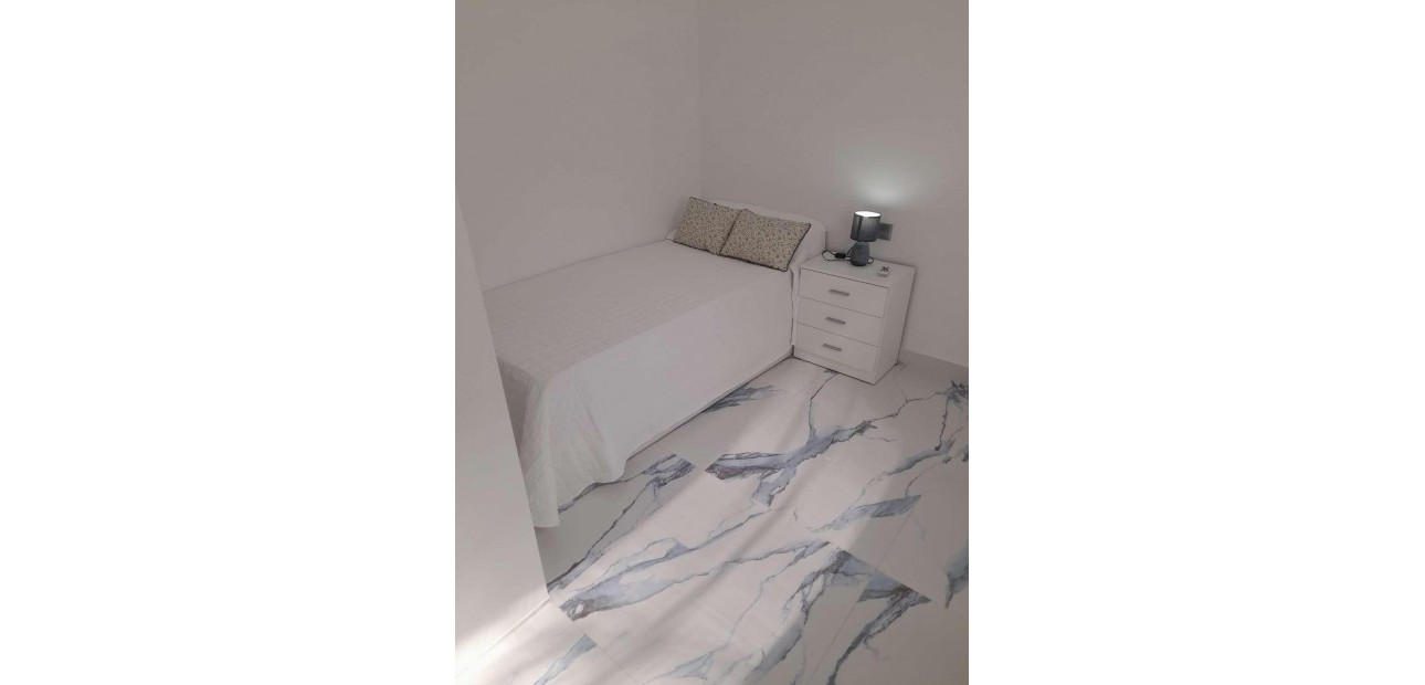 Herverkoop - Villa -
Torrevieja - La Siesta - El Salado - Torreta