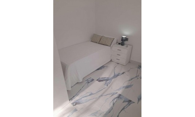 Herverkoop - Villa -
Torrevieja - La Siesta - El Salado - Torreta