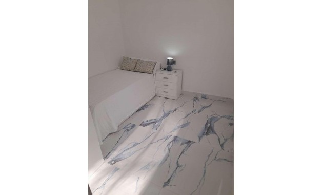 Herverkoop - Villa -
Torrevieja - La Siesta - El Salado - Torreta