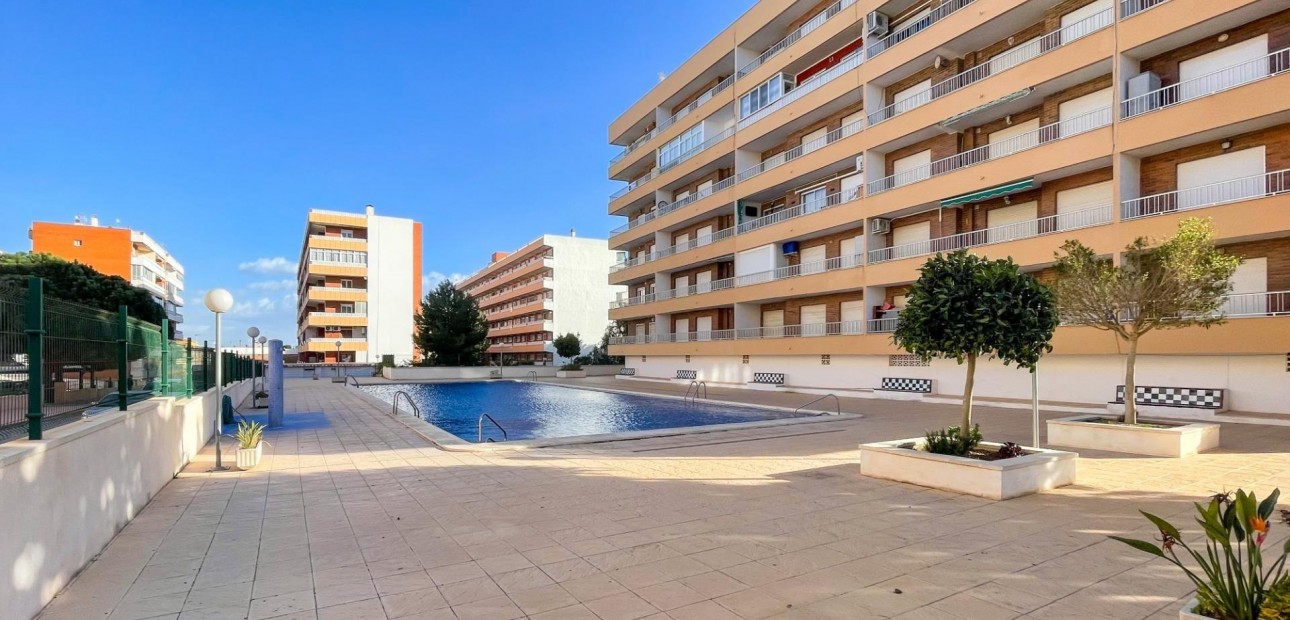 Herverkoop - Appartement / flat -
Orihuela Costa - Playa Flamenca